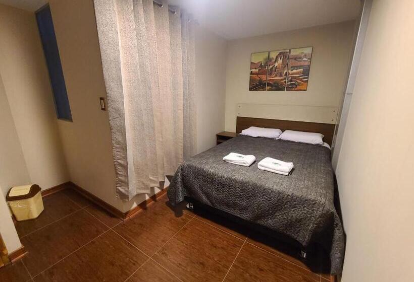 اتاق استاندارد با سرویس بهداشتی مشترک, Hospedaje Casa Huayra