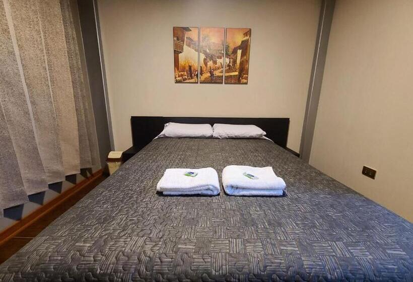 اتاق استاندارد با سرویس بهداشتی مشترک, Hospedaje Casa Huayra