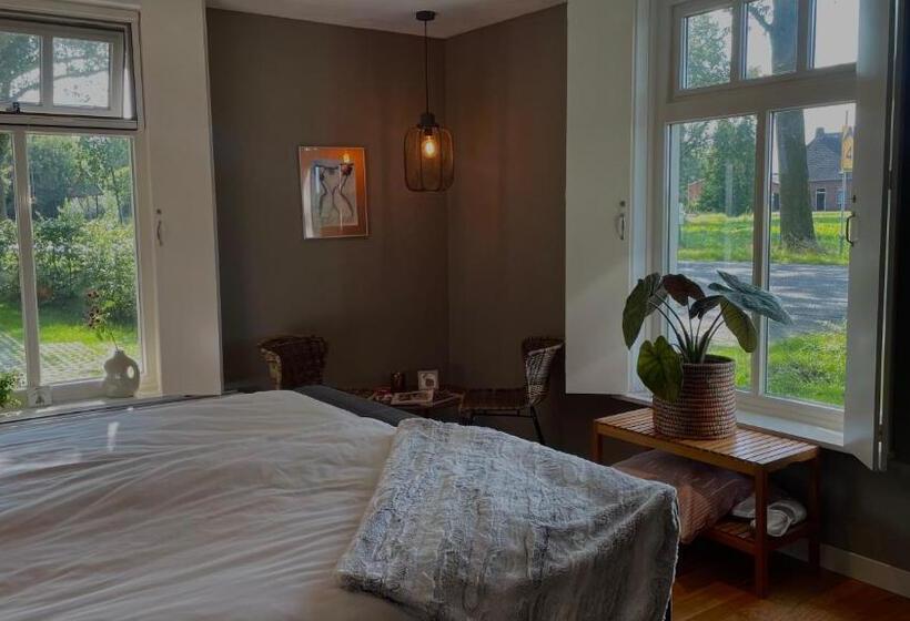اتاق استاندارد, Hoeve Bij Vosselen