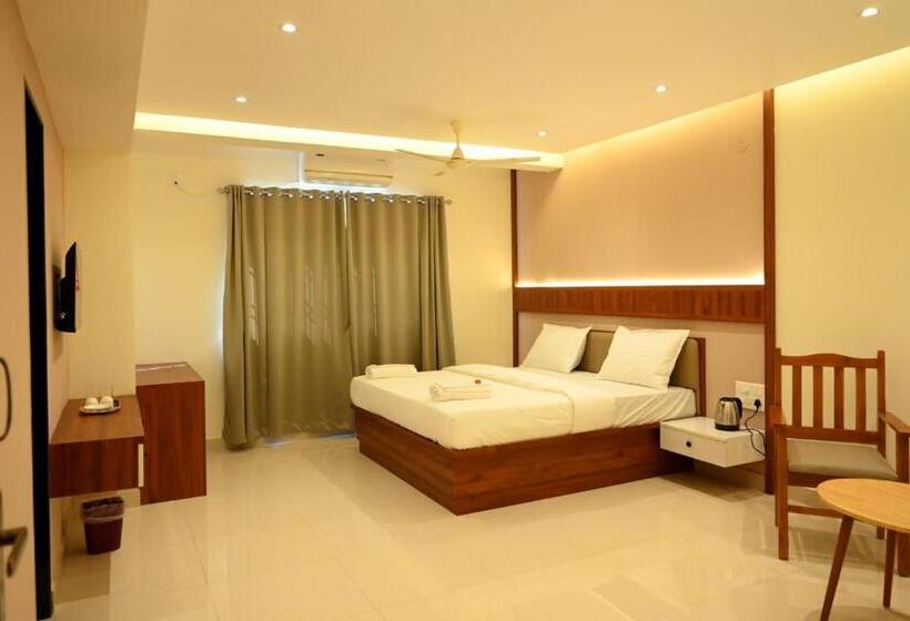 اتاق سوپریور با تخت بزرگ, Dwaraka Residency