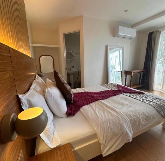 Номер Deluxe Вид на Море с Балконом, Casa Del Beach House