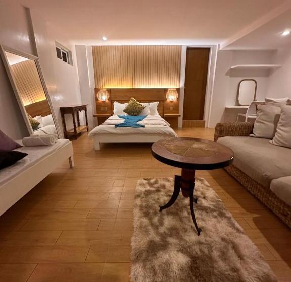 Семейный Номер, Casa Del Beach House
