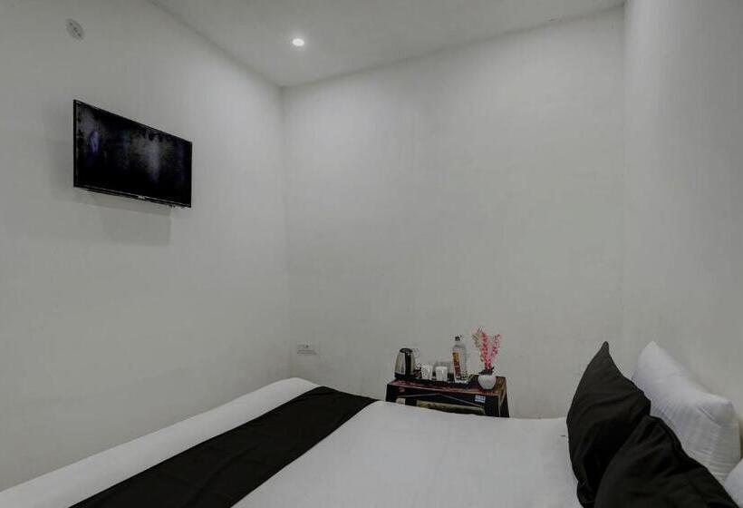 Трехместный Номер Классика, Oyo The Grand