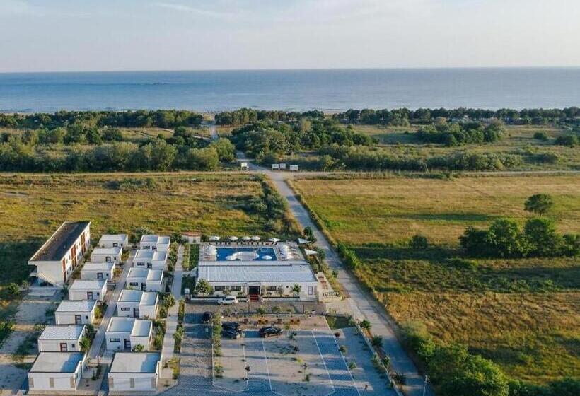ویلای 2 خوابه, Imperial Family Resort