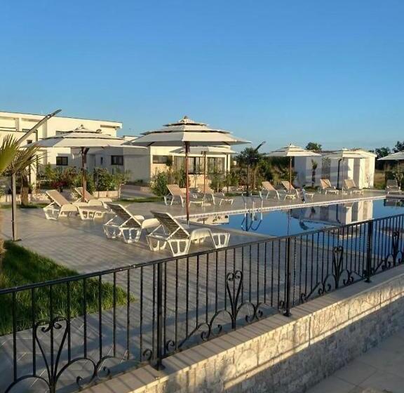 آپارتمان 1 خوابه, Imperial Family Resort