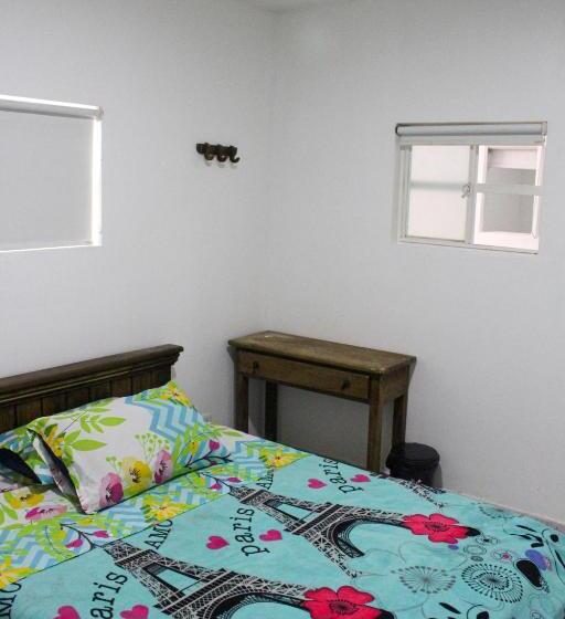 스탠다드 룸, Alameda Hostel