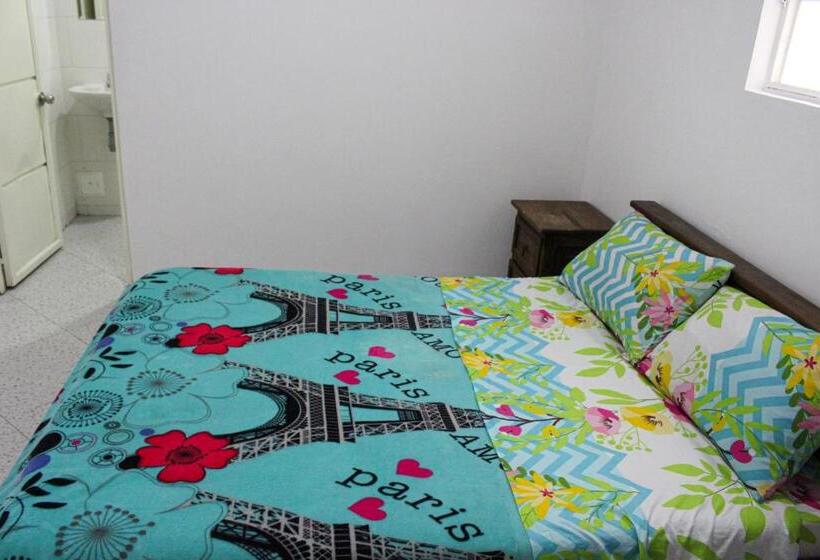 스탠다드 룸, Alameda Hostel