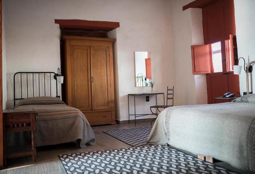 ベーシックトリプルルーム, Boutique Posada La Basilica