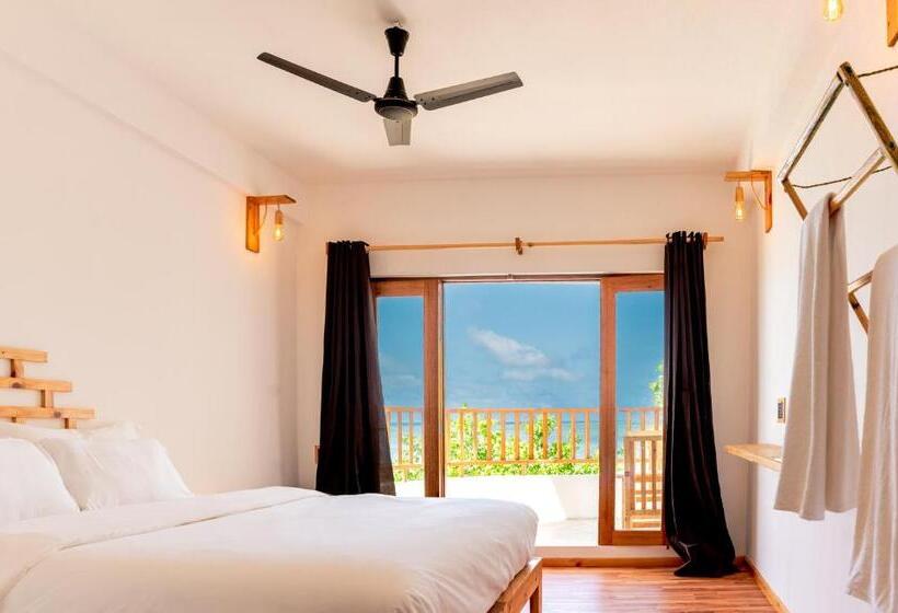 اتاق لوکس با چشم‌انداز دریا, Manta Sea View Himandhoo
