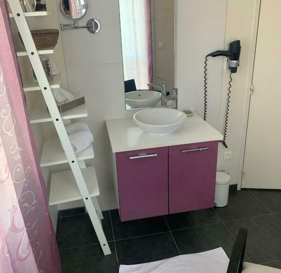 Номер Стандарт, L Hostellerie D Acquigny