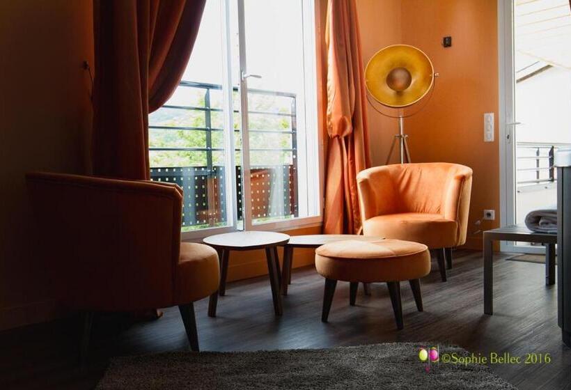 Номер Стандарт с Гидромассажем, L Hostellerie D Acquigny