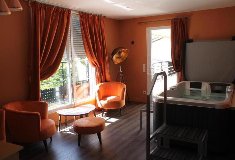 Номер Стандарт с Гидромассажем, L Hostellerie D Acquigny