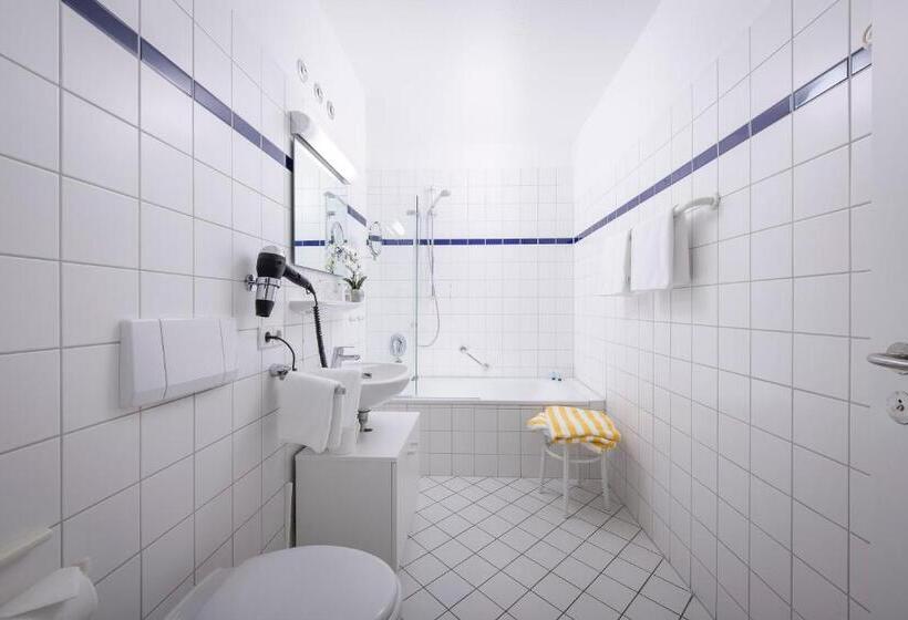 디럭스 룸, Villa Halliger