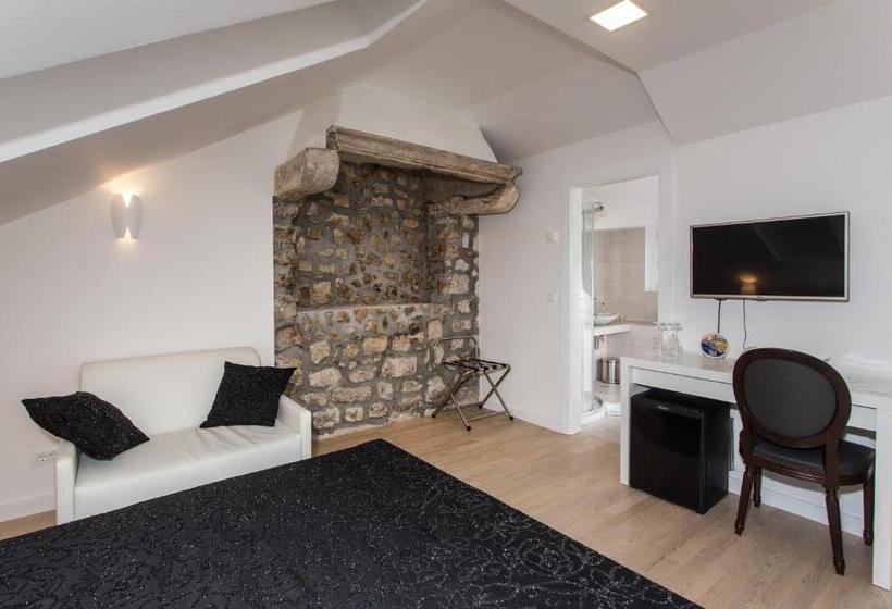 Пентхаус, Klarisa Palace Rooms