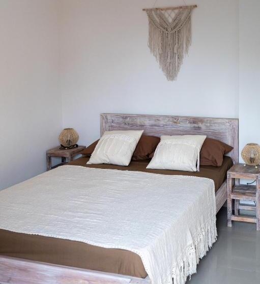 Номер Стандарт Совместная Ванная, Surf Bali Villa