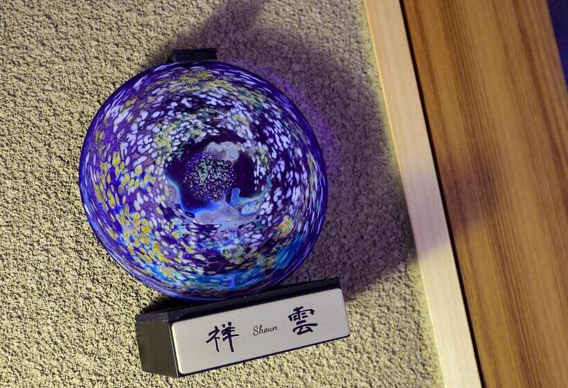 Полулюкс Вид на Море, 鴨川温泉　璃庵