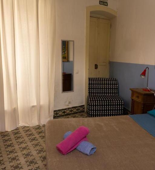 Семейный Номер Совместный Санузел, Hostel Albergue La Casa Encantada