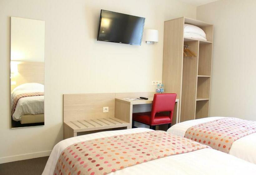 Номер Стандарт, Brit Hotel Brive La Gaillarde   Restaurant La Limousine