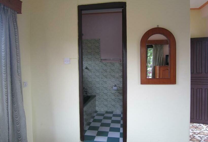 اتاق استاندارد با چشم‌انداز کوهستان, New Annapurna Guest House