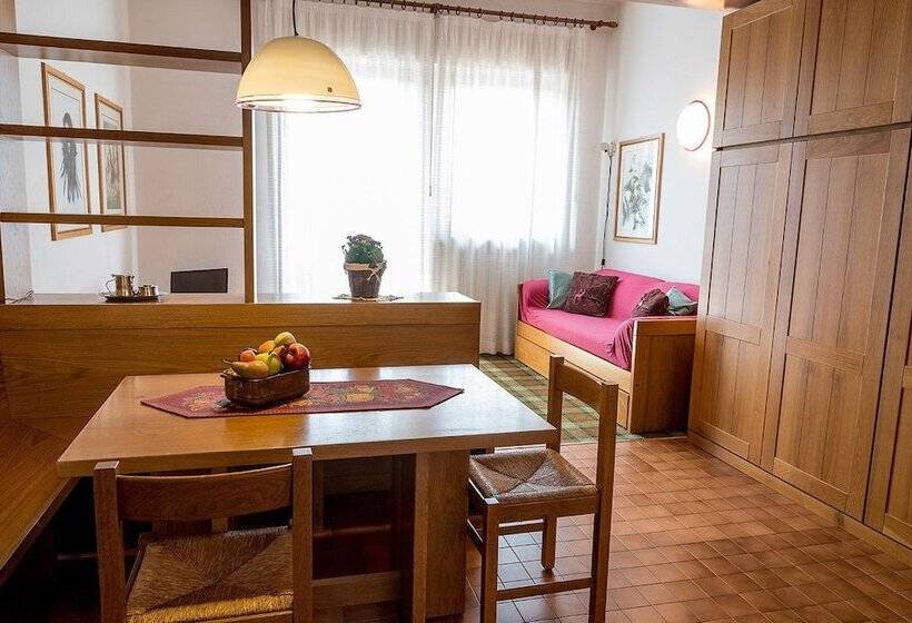 استودیوی استاندارد, Residence Des Alpes
