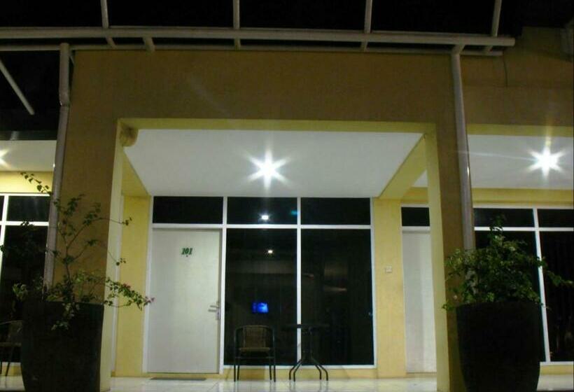 Номер Стандарт, Cengkareng Transit