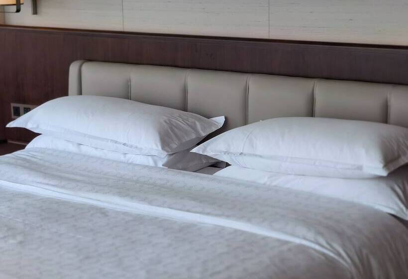 Номер Клуб, Sheraton Grand Hangzhou Binjiang