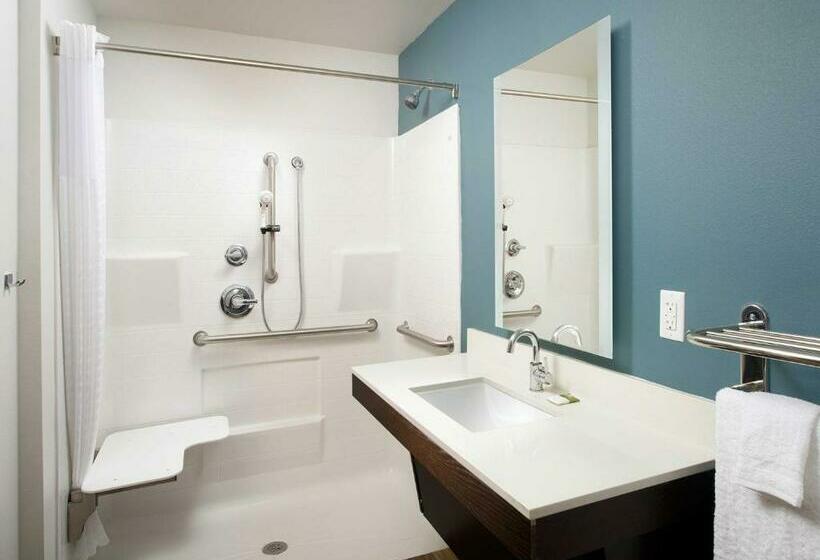 Номер Стандарт Адаптированный для Инвалидов, Woodspring Suites Fargo North Near Ndsu