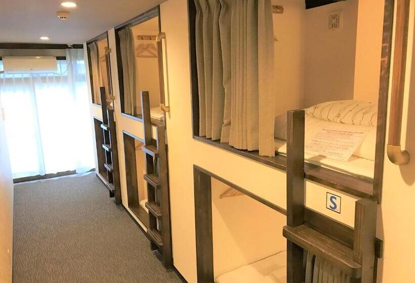 Кровать в Общей Комнате, K S House Fuji View   Travelers Hostel