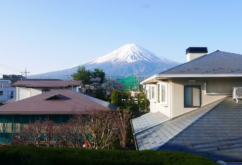 Номер Basic, K S House Fuji View   Travelers Hostel