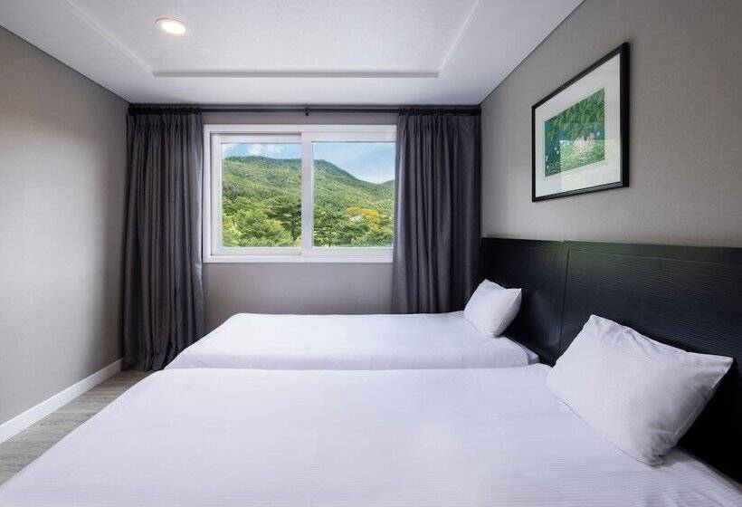 Номер Стандарт, Oak Valley Resort