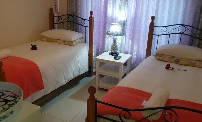 이코노미 룸, Ebenezer Guesthouse Bluewater Bay