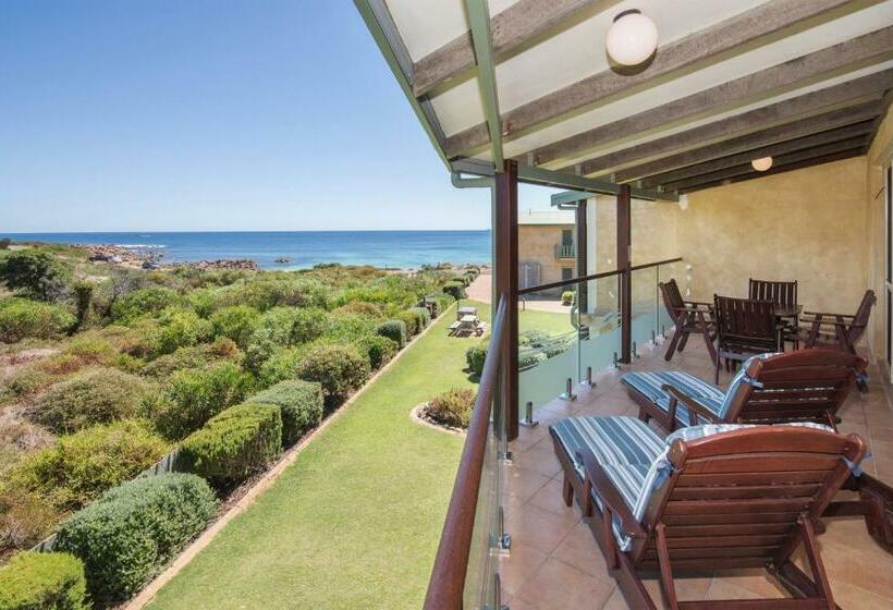 Студия Стандарт Вид на Море, Canal Rocks Beachfront Apartments