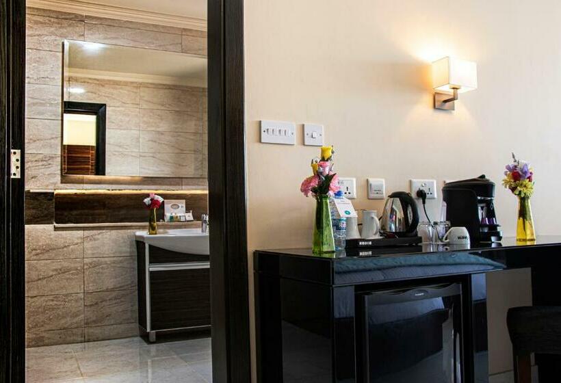 سوییت اجرایی, Home Suites Boutique Hotel Freetown