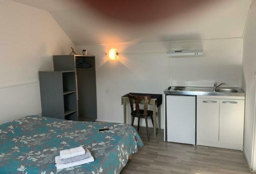 Chambre Triple Confort, Hôtel Le Cosy