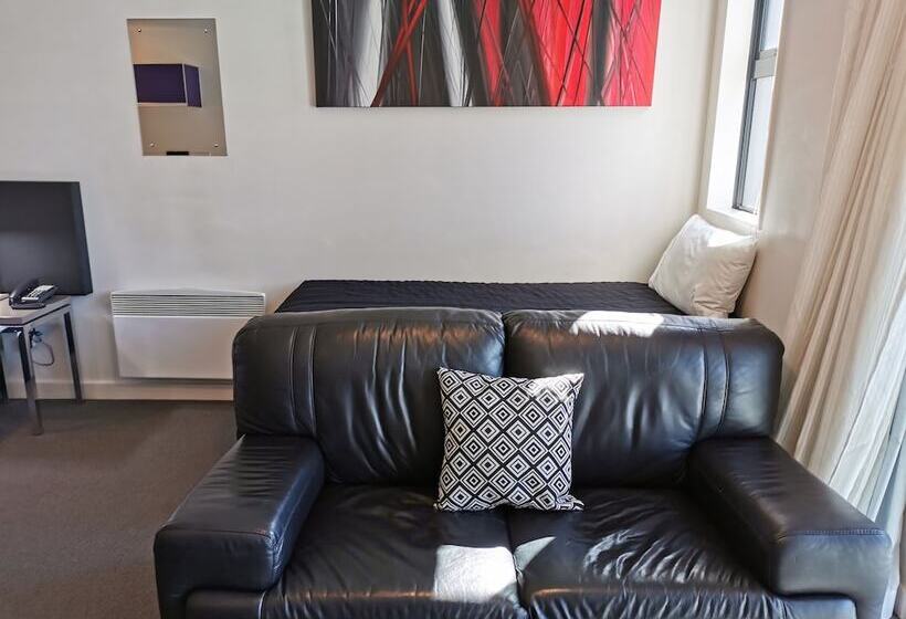 이그제큐티브 스튜디오, 315 Euro Motel And Serviced Apartments