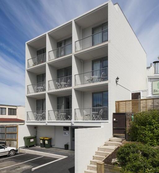 스탠다드 스튜디오, 315 Euro Motel And Serviced Apartments