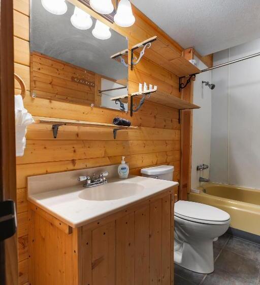 Family Suite, Robin Hood Village Resort