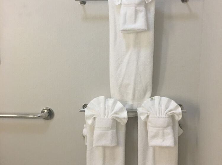 Люкс, Holiday Inn Express & Suites   Brenham South, An Ihg