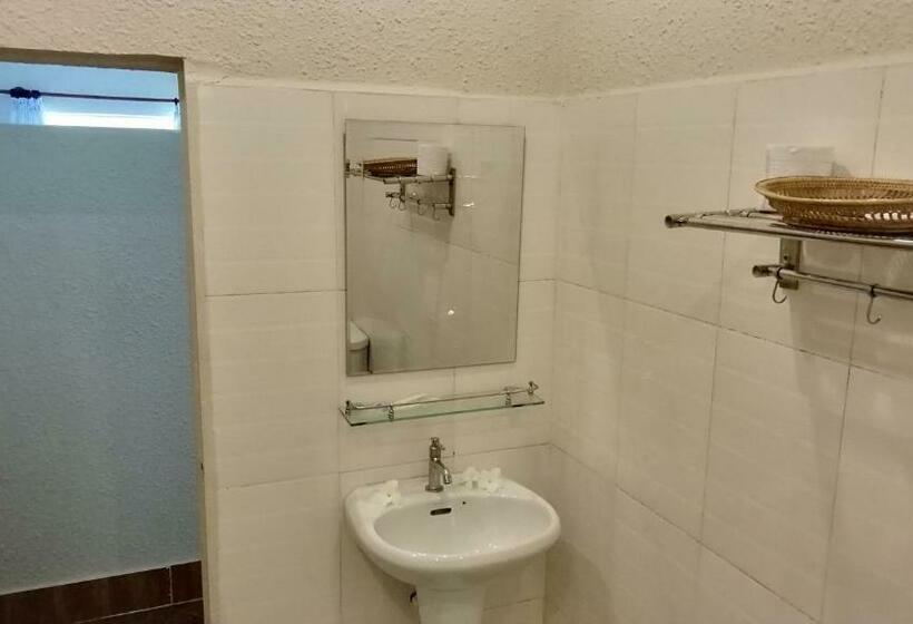 اتاق استاندارد, Q Bungalows