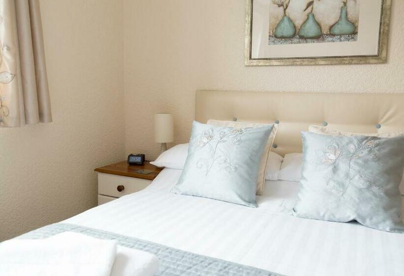 חדר סטנדרט לשלושה, The Laurels B&b