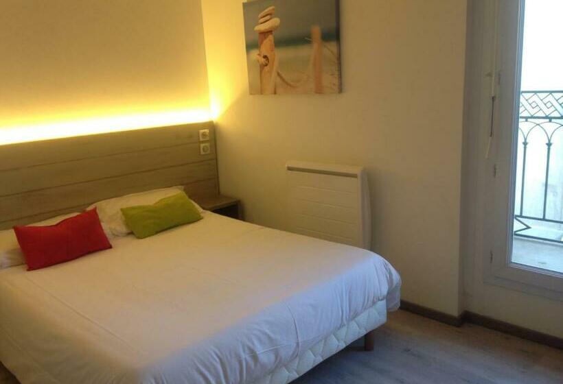 غرفة قياسية, Restaurant Du Port