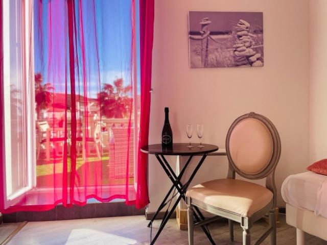 غرفة قياسية مزوَّدة بتراس, Restaurant Du Port