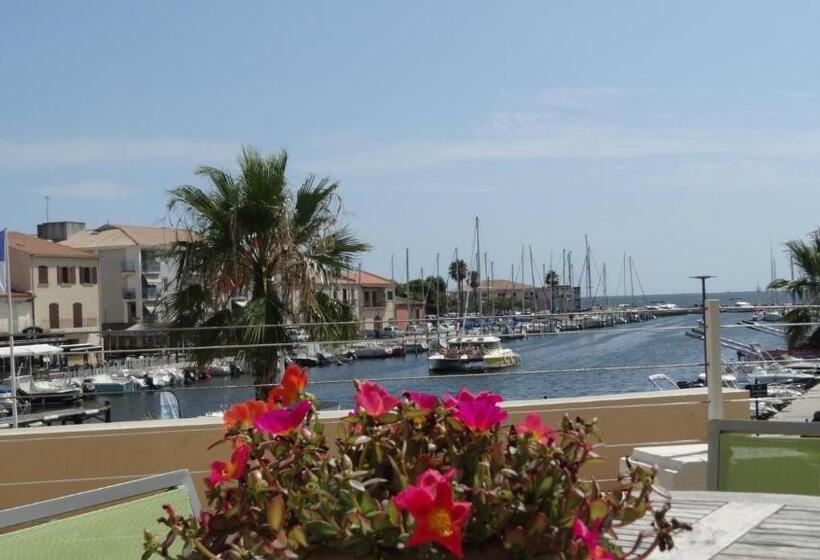 Апартаменты 1 Спальня с Террасой Вид на Море, Restaurant Du Port