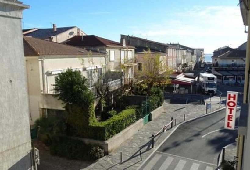 Номер Стандарт, Restaurant Du Port