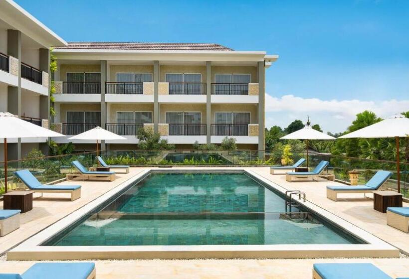 غرفة ديلوكس مطلة على حمام السباحة, Sthala, A Tribute Portfolio Hotel, Ubud Bali