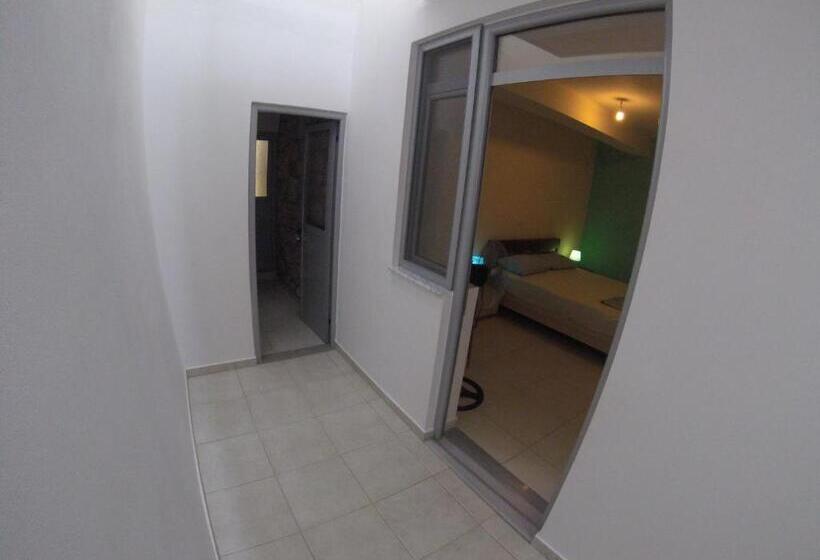 اتاق اکونومی, Riviera Rooms