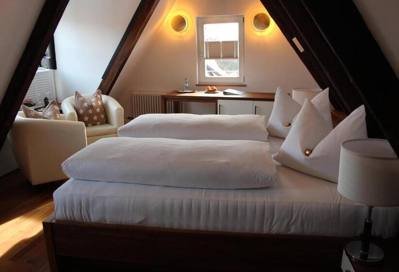 套房, Schmales Haus