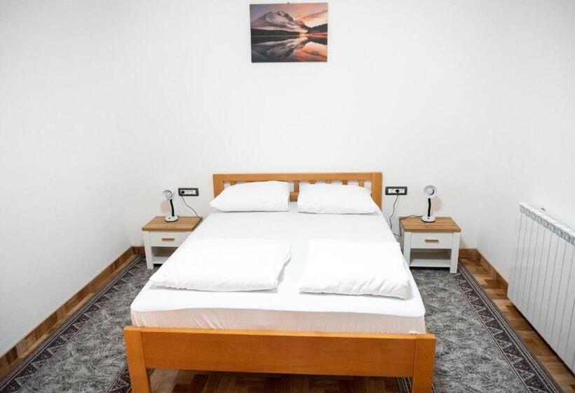 Номер Стандарт, Europa