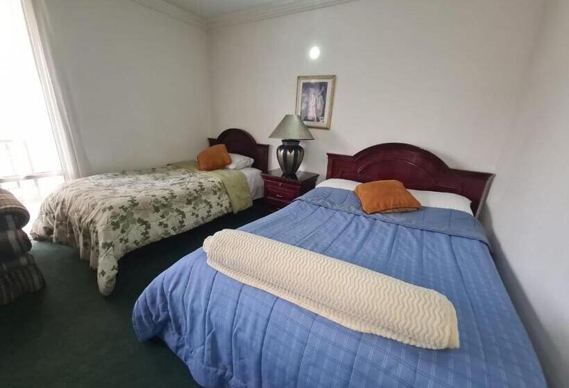 Quarto Familiar, González Suarez