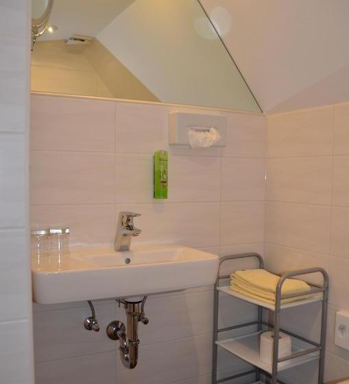 Quarto Estandar Individual, Gasthof Adler
